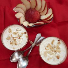 A picture of Apple kheer.