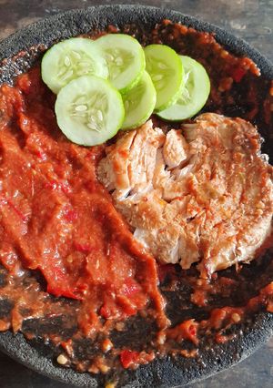 Foto resep Ikan Pecak Irisan Sambal Matang (khas Pemalang)