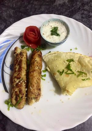 A picture of Chicken seekh kabab.