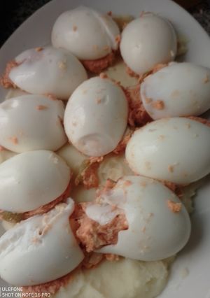 Una foto de Huevos rellenos