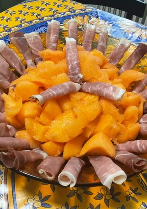 Une photo de Melon au jambon cru de la forêt noire