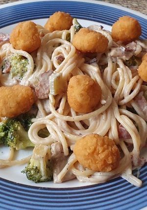Una foto de Spaghetti con los restos de la semana 😁