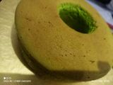 Bolu Pandan Jadul dengan Daun pandan dan daun Suji