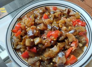 Una foto de Chutney de berenjenas🍆🌶️🍯🥐