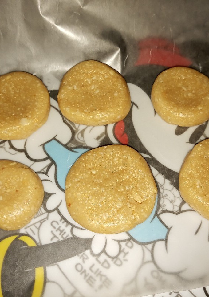 Una foto de Mazapán de cacahuate 🍘