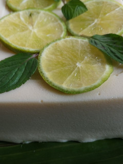 Una foto de Gelatina de mezcal 🍮🍸