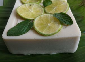 Una foto de Gelatina de mezcal 🍮🍸
