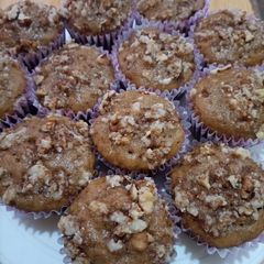 A picture of Banana crunch muffins.