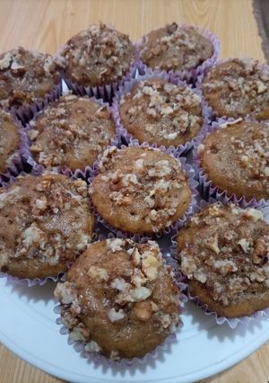 A picture of Banana crunch muffins.