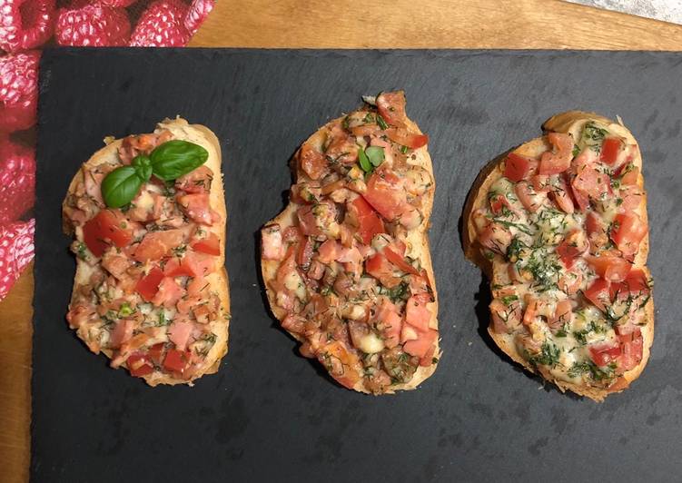 Горячие бутерброды с рыбой