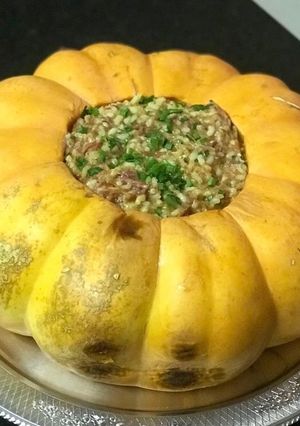 Foto de Risoto de abóbora cabotiá e carne seca servido na moranga