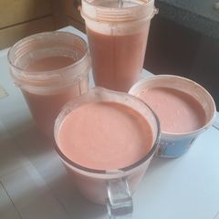 A picture of Yogurt Orange juice Strawberry Smoothie.
