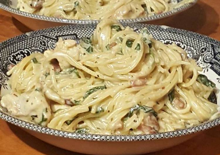 Recipe of Quick Creamy Pesto Bacon Chicken Pasta