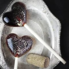 A picture of Red wine candies.