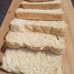 A picture of White sandwich loaf (bread maker).