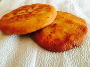 Una foto de como preparar la masa de gorditas de maiz