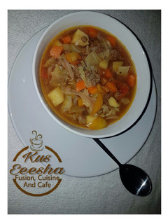 A picture of Mince meat and vegetable soup.