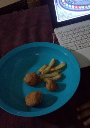 Foto resep Bola2 nasi daging keju brokoli