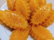 A picture of bánh bò cơm rượu