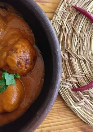 Una foto de Albóndigas tikka masala 🕌