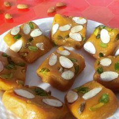 A picture of Indian sweet MOHAN THAAL.
