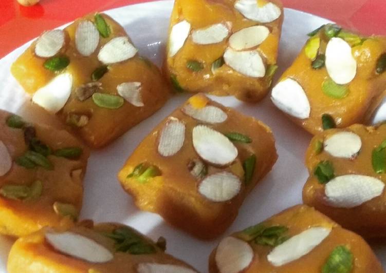 Recipe of Super Quick Homemade Indian sweet MOHAN THAAL