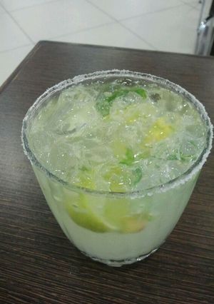 A picture of Nimbu pani.