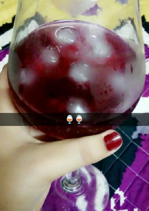 صورة لوصفة عصير الزبيب او العنب المجفف