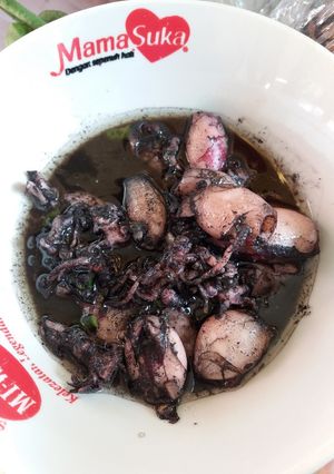 Foto resep Cumi Hitam Sederhana