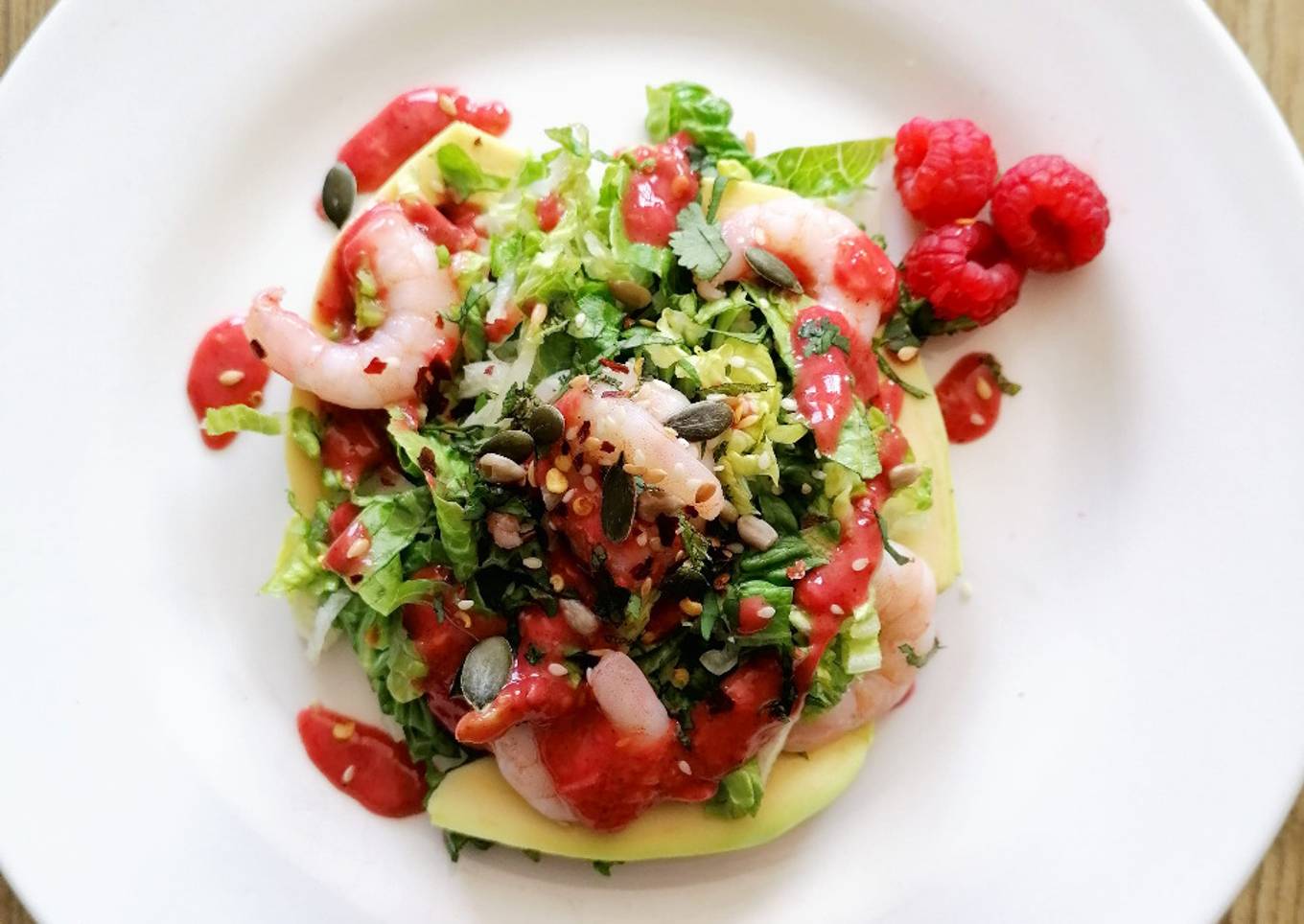 Raspberry cocktail prawns
