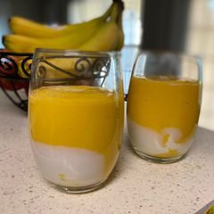 A picture of Mango lassi.