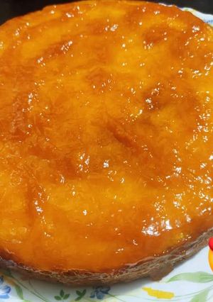 A picture of Mango Cake.