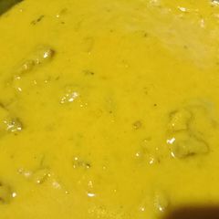 A picture of Kadhi pakoda.