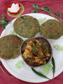 मेथी पूरी (Methi Puri recipe in Hindi) रेसिपी मुख्य फोटो