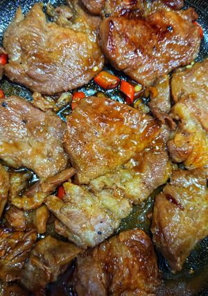 Hình của món Thịt ram mặn ngọt.