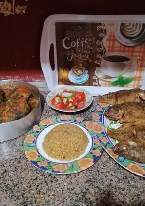 صورة لوصفة سمك بلطي ارز صياديه سلطه وصينيه سمك قراميط