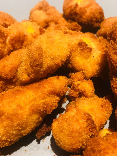 Una foto de Pollo kentucky con salsa bbq