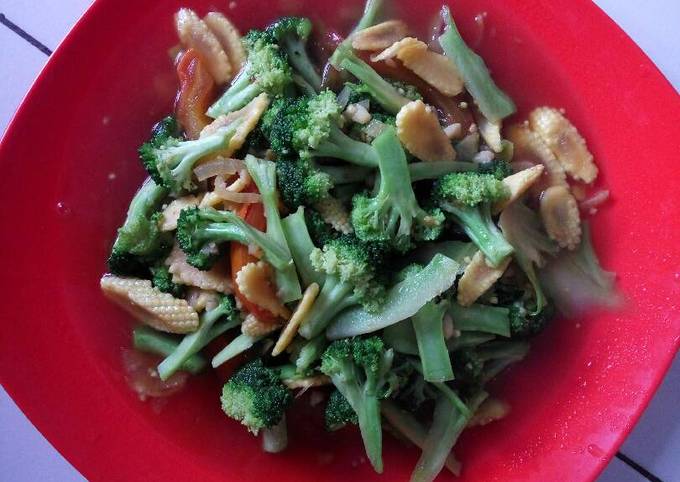 "Cah Brokoli Jagung Muda" Unyu2 foto resep utama