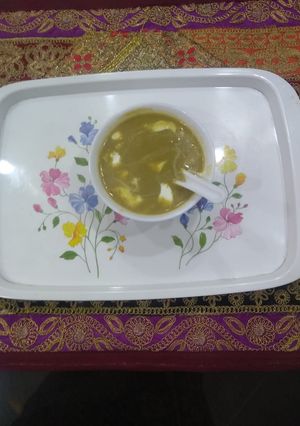 दाल और पालक का सूप (Dal aur palak ka soup recipe in hindi) रेसिपी मुख्य फोटो