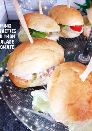 Une photo de Minis navettes et minis pan bagnats 😋