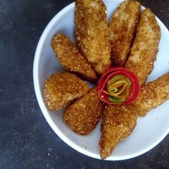 A picture of Ugali fritters.