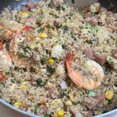 A picture of Mixed Fried Rice.