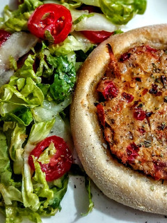 Una foto de PIZZA🍕Armenia, con Pechuga de Pollo...!😜