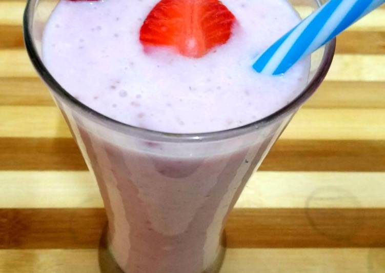 No sugar oats and Strawberry milkshake recipe