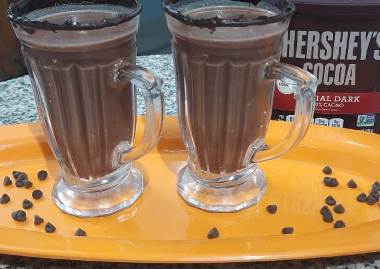 Steps to Make Homemade Hot Chocolate Drink