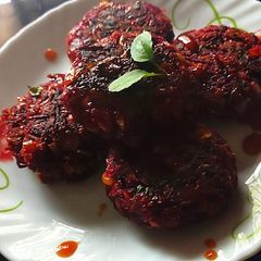 A picture of Corn Beetroot Cutlets.