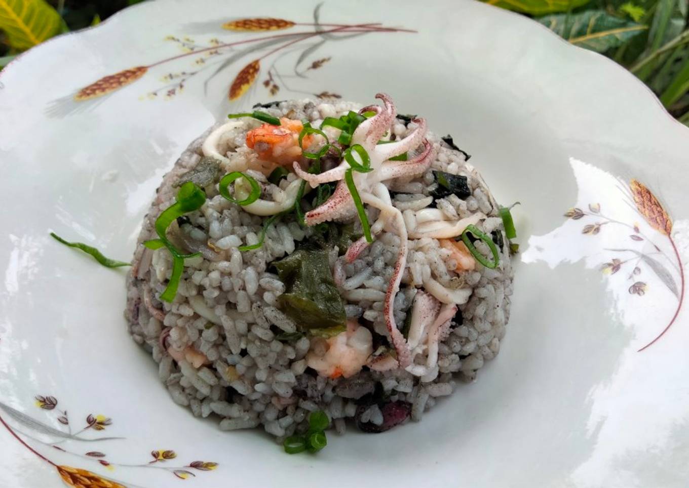 Nasi Goreng Tinta Cumi