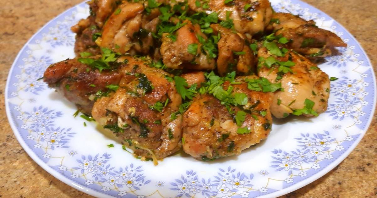 Тает во рту: как приготовить сочное мясо на сковороде