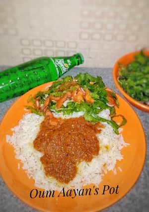 Shinkafa da miya ainihin hoton girkin