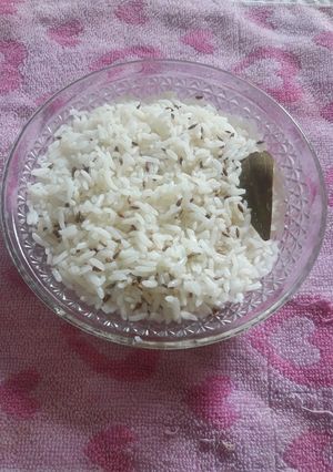 बटर जीरा राइस (Butter jeera rice recipe in Hindi) रेसिपी मुख्य फोटो